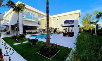 Imagem 4: Casa em Condomínio de Luxo à Venda no Alphaville Fortaleza de 1080m² com 5 Suítes e 12 Vag