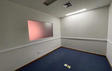 Imagem 4: Sala/Conjunto para aluguel possui 100 metros quadrados com 4 quartos