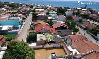 Imagem 2: Sobrado para venda possui 119 metros quadrados com 3 quartos em Centro - Penha - SC