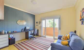 Imagem 2: Casa para venda possui 379 metros quadrados com 3 quartos em Santa Quitéria - Curitiba - P