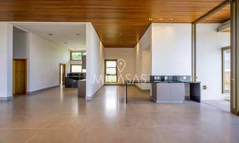 Imagem 5: Casa de condomínio térrea para venda possui 365 metros quadrados com 3 quartos