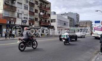 Imagem 6: Porto Alegre - Prédio Inteiro - Azenha