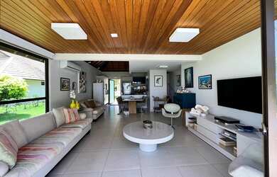 Imagem 4: BANGALÔ ESPETACULAR! VISTA INCRÍVEL PARA O MAR