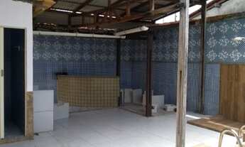 Imagem 2: Casa com piscina