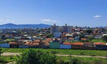 Imagem 3: Vende apartamento de 2 quartos, sacada grande com churrasqueira a carvão, linda vista, co