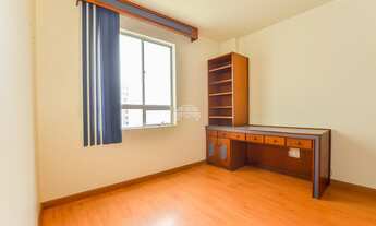 Imagem 3: Apartamento para venda possui 107 metros quadrados com 3 quartos em Água Verde - Curitiba