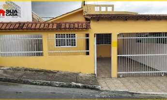 Imagem: Casa em rua pública (Passo