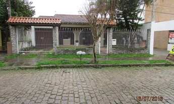 Imagem: PORTO ALEGRE - Casa Padrão - IPANEMA