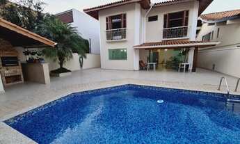 Imagem: Casa de condomínio para venda com 354 metros