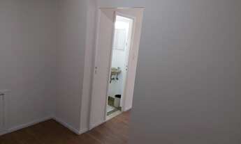 Imagem 7: Excelente sala comercial no coração da Carioca, VLT e Metrô na porta, andar alto e sala no