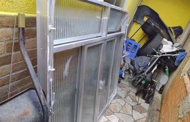 Imagem 2: Janela alumínio