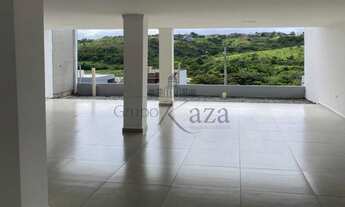 Imagem 2: Casa Padrão - Jacareí - Jardim Sant'Anna do Pedregulho - 3 Dormitórios - 158m²