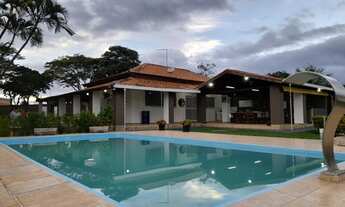 Imagem 2: Fazenda/Sítio/Chácara para venda com 450 metros quadrados com 3 quartos