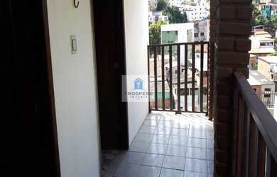 Imagem 7: Casa Triplex, 4 quartos sendo 2 suítes, jardim, pomar, piscina, 2 vagas, Candeal-Brotas