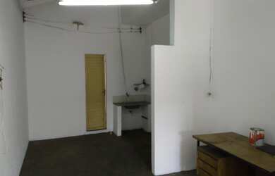 Imagem 2: Loja - Calafate Galpão / depósito com aluguel por R$550 /mês