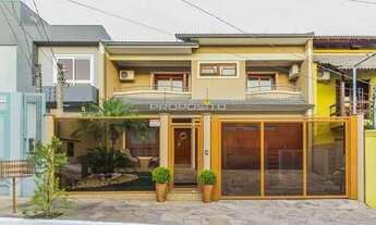 Imagem: Sobrado de 4 dormitórios, sendo 1 suíte