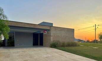 Imagem 2: Casa térrea com 3 suítes à venda no Condomínio Villas do Golfe - Itu/SP com 244 m² por R