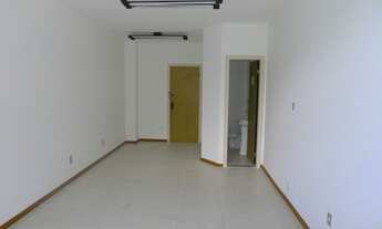 Imagem 3: Centro comercial para aluguel com 27 metros quadrados em Itaigara - Salvador - BA