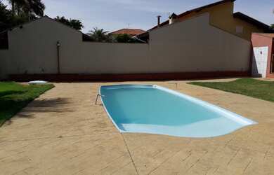 Imagem 3: Fazenda/Sítio/Chácara para venda tem 250 metros quadrados com 4 quartos