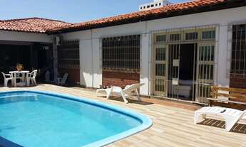 Imagem 3: Casa para venda possui 300 metros quadrados com 6 quartos em Suíssa - Aracaju - SE