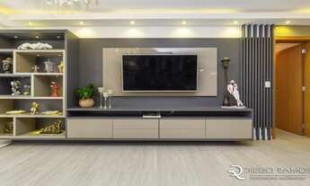 Imagem 4: Apartamento para venda possui 171 metros quadrados com 3 quartos em Vila Jardim - Porto Al