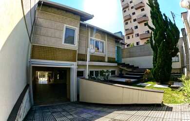 Imagem 2: CASA ALTO PADRÃO 388m² - 4 Dorms, Churrasqueira e Piscina - Parque das Nações - Santo Andr