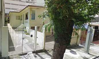 Imagem: Terreno 10m x 34m com casa antiga e porão