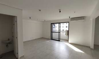 Imagem 3: Conjunto comercial para aluguel e venda possui 65 metros Oportunidade