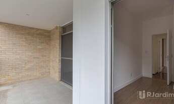 Imagem 5: Portaria 24h. Apartamento com 2 vagas, varandas. 2 quartos à venda, 103 m², Humaitá, Zona