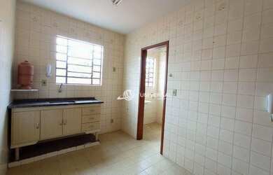 Imagem 5: Apartamento com 2 quartos para alugar, 90 m² por R$ 1.150/mês - Bandeirantes - Juiz de For