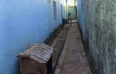 Imagem 4: Aluga se uma casa na avenida calama em frente o IFRO