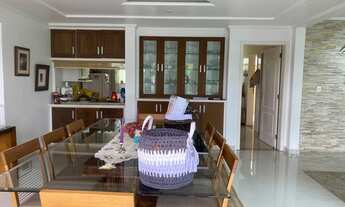 Imagem 3: Casa de condomínio para aluguel e venda possui 480 metros quadrados com 4 quartos