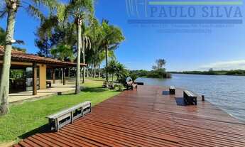 Imagem: Beira de rio, casa em Condomínio Fechado