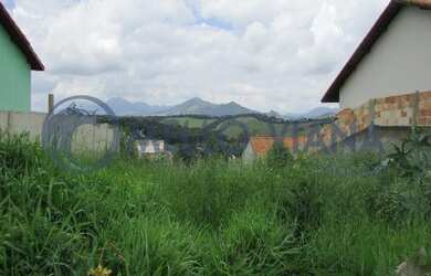 Imagem 3: Terreno com boa localização no bairro, parcialmente murado, boa topografia, São Lourenço/M