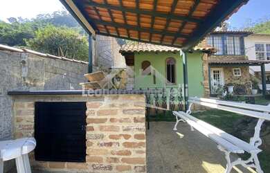 Imagem 7: Linda casa para venda, com 5 quartos, 3 salas e ampla área externa, em Nogueira