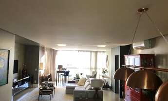 Imagem 3: Apartamento para venda possui 170 metros quadrados com 4 quartos em Centro - Florianópolis