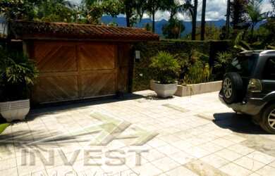 Imagem 4: Ubatuba, Jardim Carolina, Excelente casa sobrado arejada com 05 dormitórios sendo 03 suíte