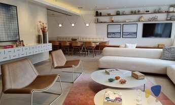 Imagem 3: Av. Rui Barbosa !Lindíssimo Apartamento todo Reformado com 280 m², 4 suítes, 6 banheiros e