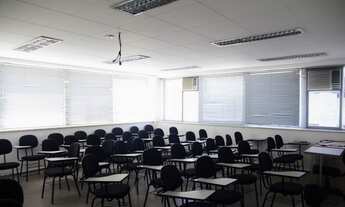 Imagem 7: Sala/Conjunto para aluguel possui 250 metros quadrados com 7 quartos em Bela Vista - São P