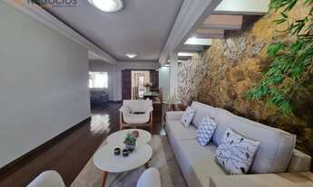 Imagem: LINDA CASA NO JARDIM CENTRO, PRÓXIMO AO