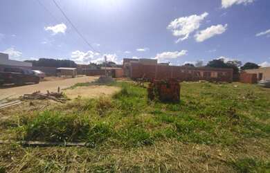 Imagem 2: Excelente lote de 408m² no Condomínio Porto Belo, na Avenida São Francisco