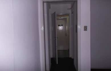 Imagem 3: Sala Comercial p/ aluguel possui 30 m2 quadrados e 1 quarto em Centro Histórico - Porto Al