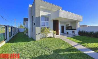 Imagem: Residência de Esquina a uma quadra da plataforma