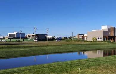 Imagem 4: Sobrado com 4 suítes no Condomínio Reserva das Águas em Torres/RS. Novo, nunca habitado! A