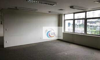 Imagem 2: Conjunto comercial com 560 m², 20 vagas de garagem, ar condicionado central. Excelente loc
