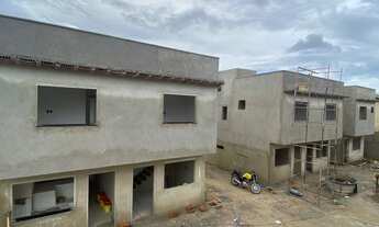 Imagem: Casa em construção em Iparana 170 Mil