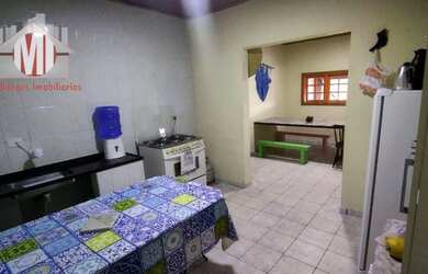 Imagem 7: Linda chácara com 3 dormitórios, piscina, deck, vista deslumbrante, bem localizada, à vend