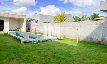 Imagem 4: Térrea para venda possui 274 metros quadrados com 4 quartos