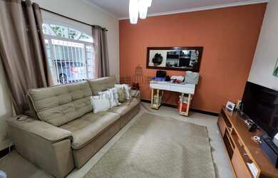 Imagem 3: Casa no Bosque dos Eucaliptos para venda possui 270 metros quadrados com 4 quartos