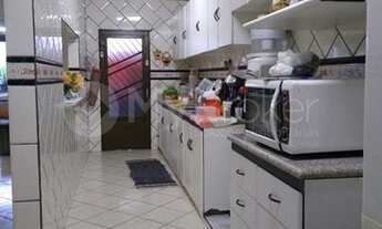 Imagem 5: Casa com 4 quartos - Bairro Parque São Jorge I em Uberlândia